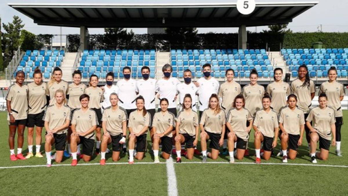 Belleza y ocho fichajes de golpe: Así fue el primer entrenamiento del Real Madrid femenino
