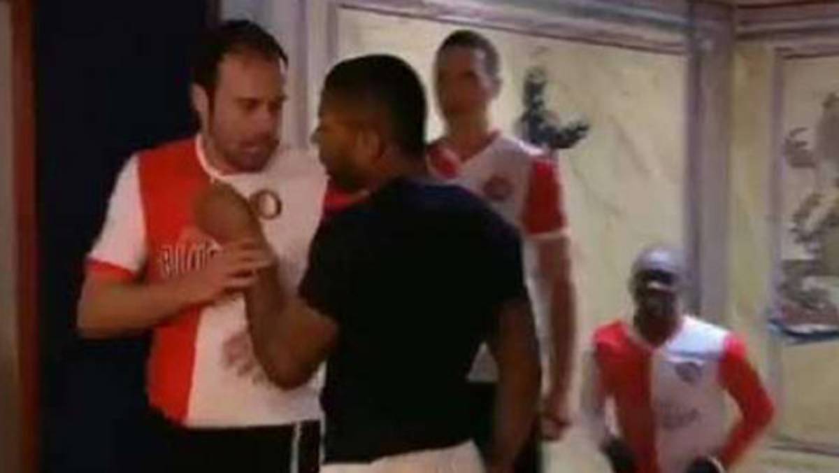 La bronca que se armó en los vestidores tras el Feyenoord-PSV