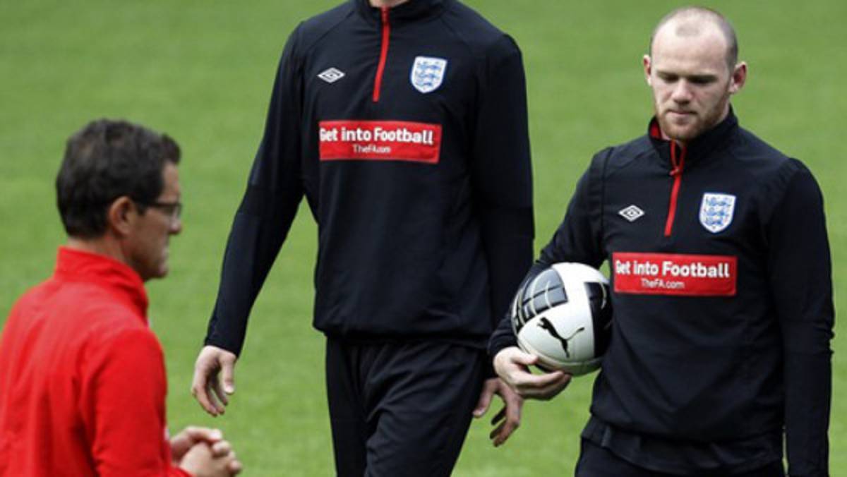 Capello convoca a Rooney