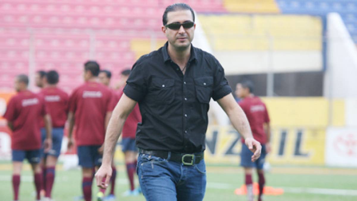 Pedro Atala acusa a Victoria de llegar a tirar patadas a Motagua