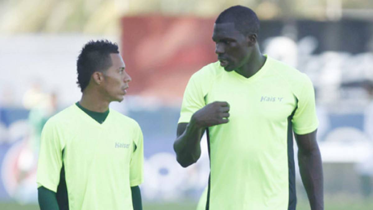 Estupiñán: 'Confío en Dios que no será el último juego de Platense'