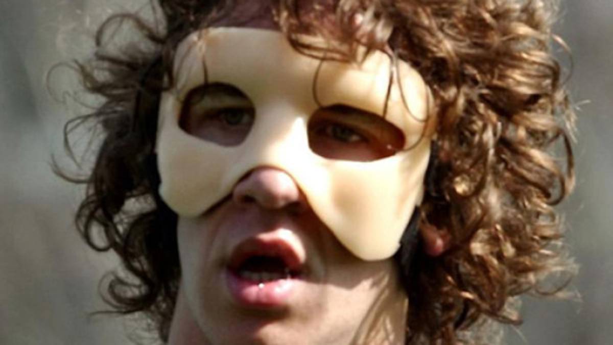 Puyol podría regresar con máscara ante el Madrid