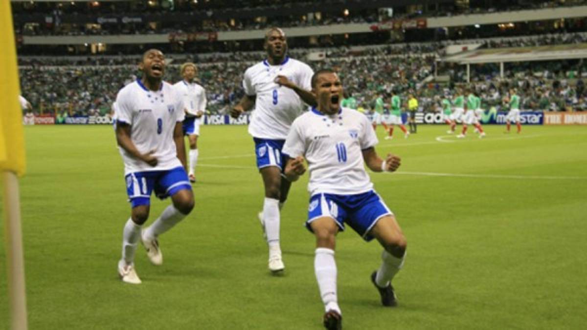 Las imágenes memorables de Honduras en el estadio Azteca