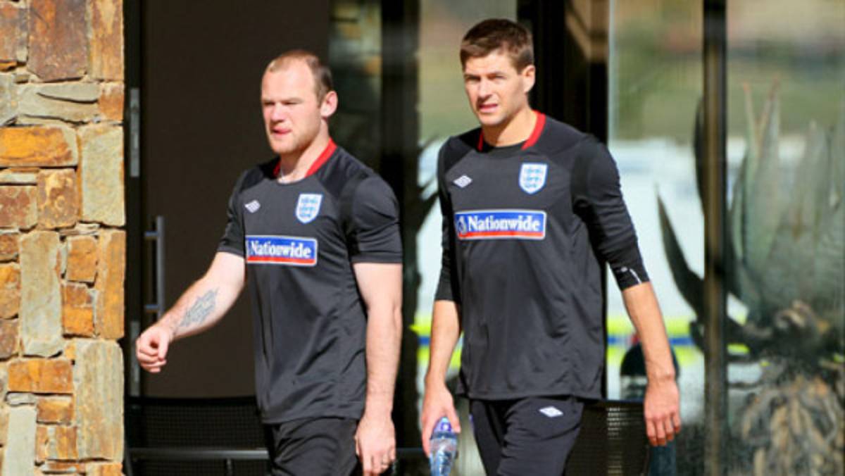 Steven Gerrard está en la mira del City