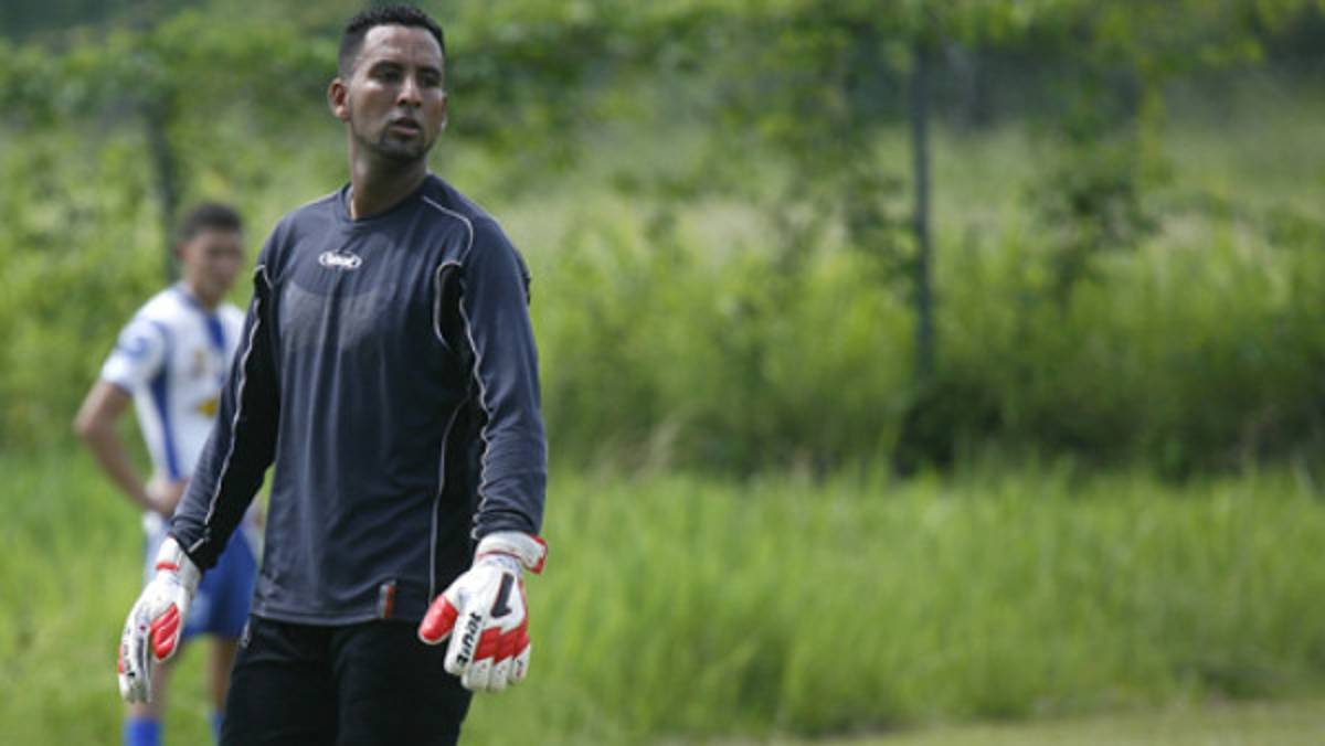 Elmer Canales dice que 'sudarán sangre' para ganarle al Olimpia