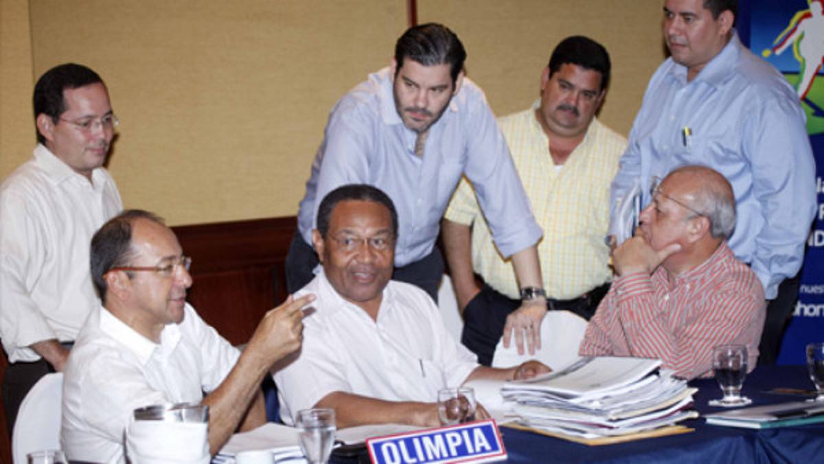 Inició la asamblea de Liga Nacional