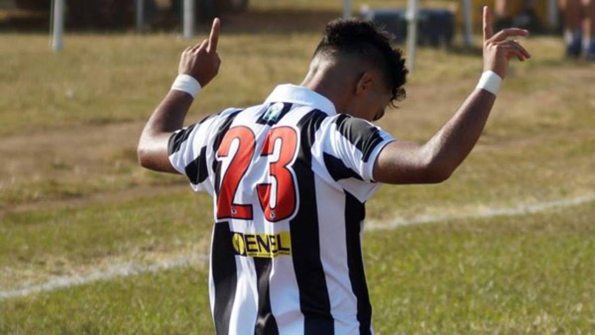 La extensa legión hondureña jugando en Centroamérica y hay muchos desconocidos