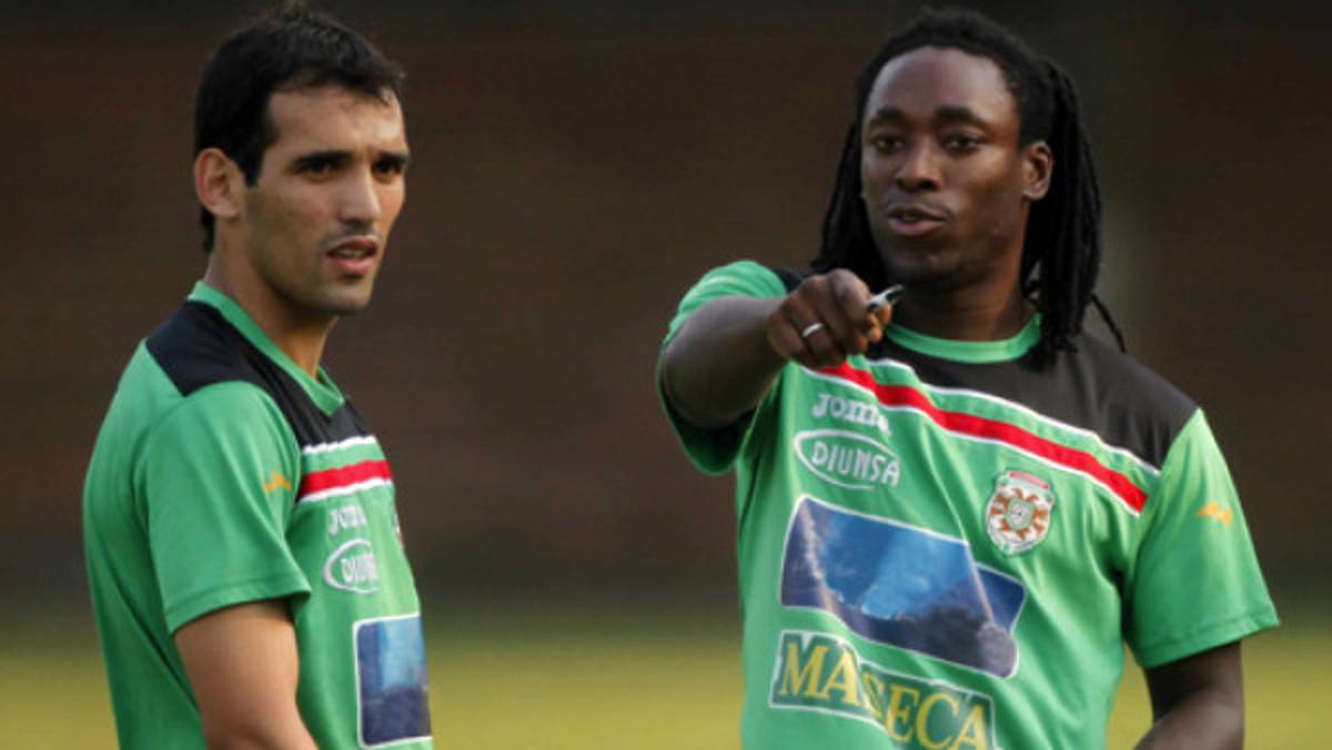 Rony Flores: 'Hay que meter gol con la mano o como sea”