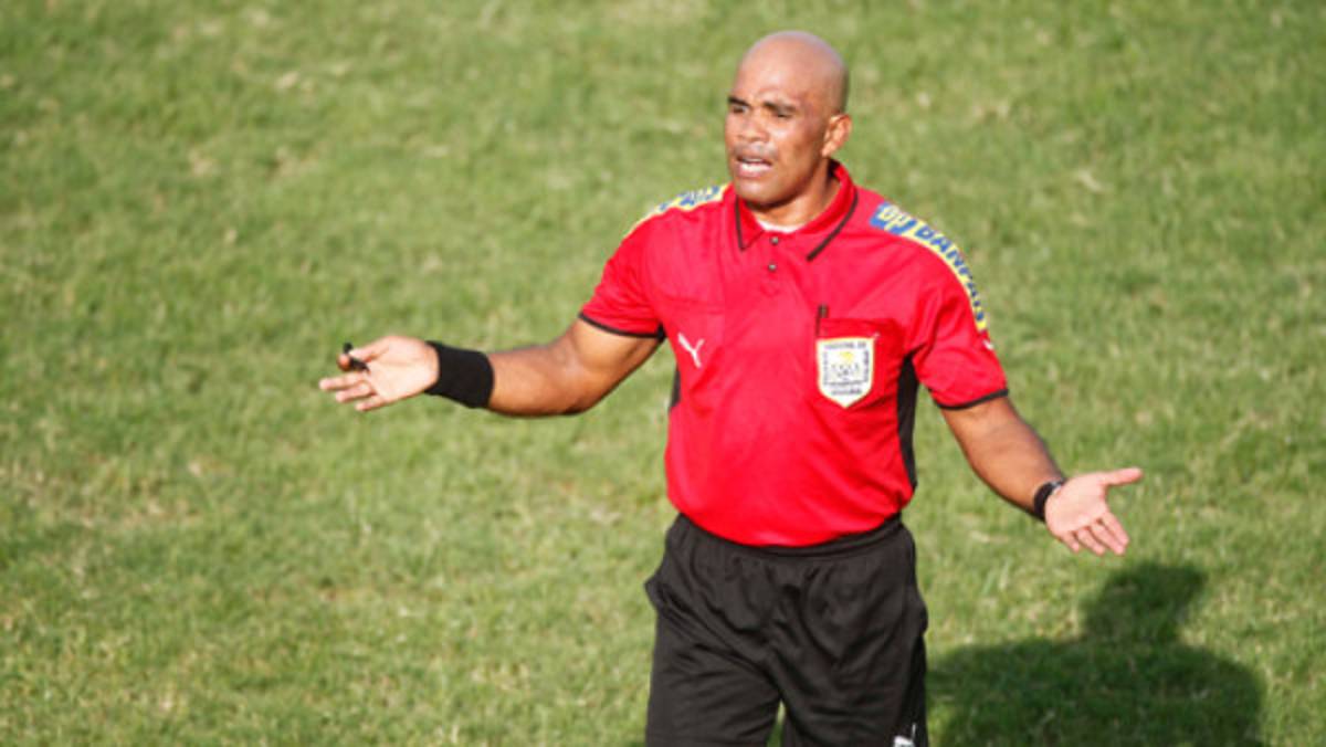 Los árbitros están en el ojo del huracán