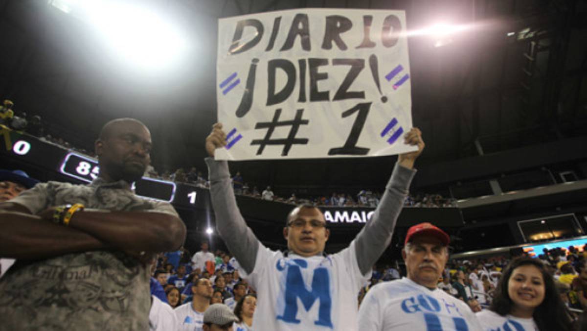 'Contra los ticos nos levantamos'