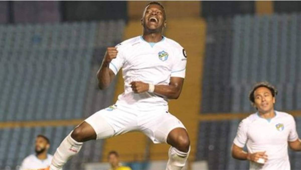 ¿Dónde está la generación del Victoria que descendió en el 2016? Unos retirados y otros destacando en diferentes clubes