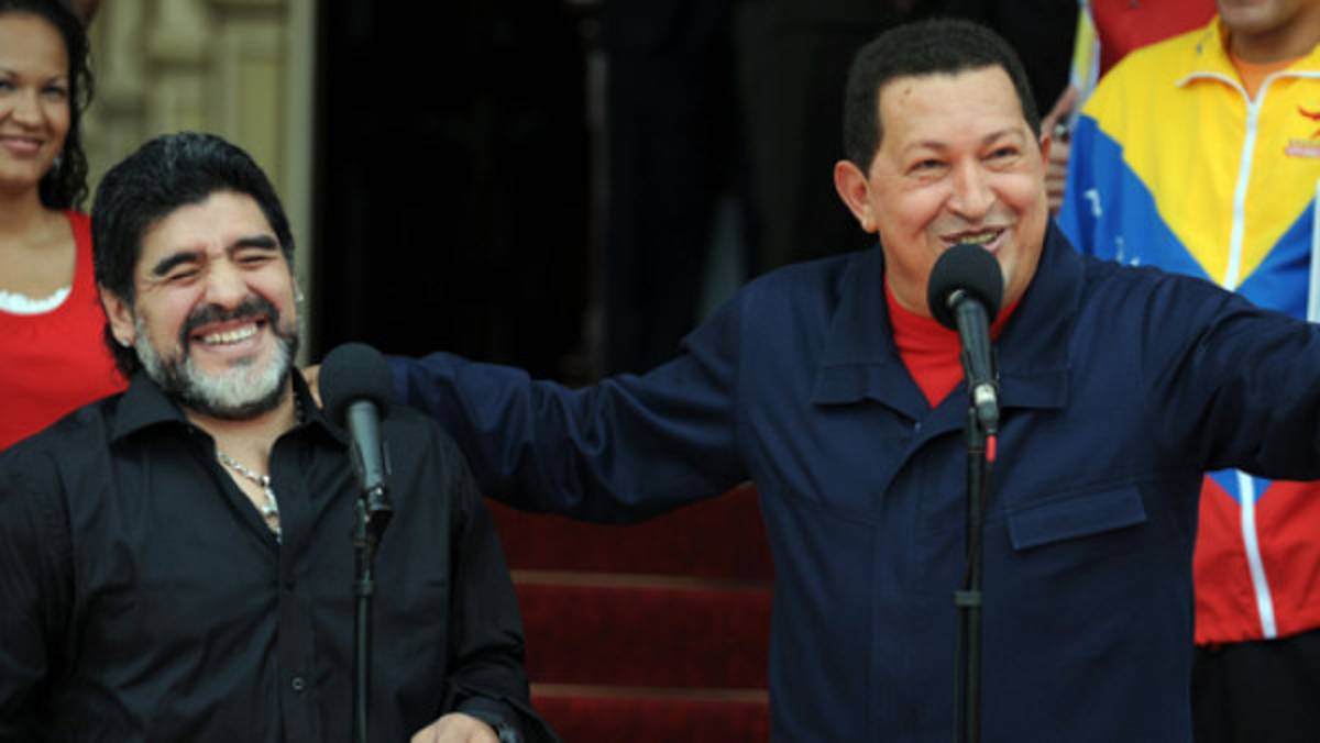 Ponen a Maradona como técnico de México