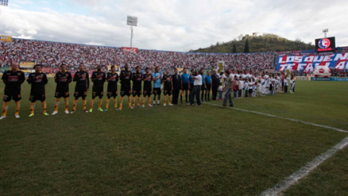 Para los aficionados: 'Nada está definido'
