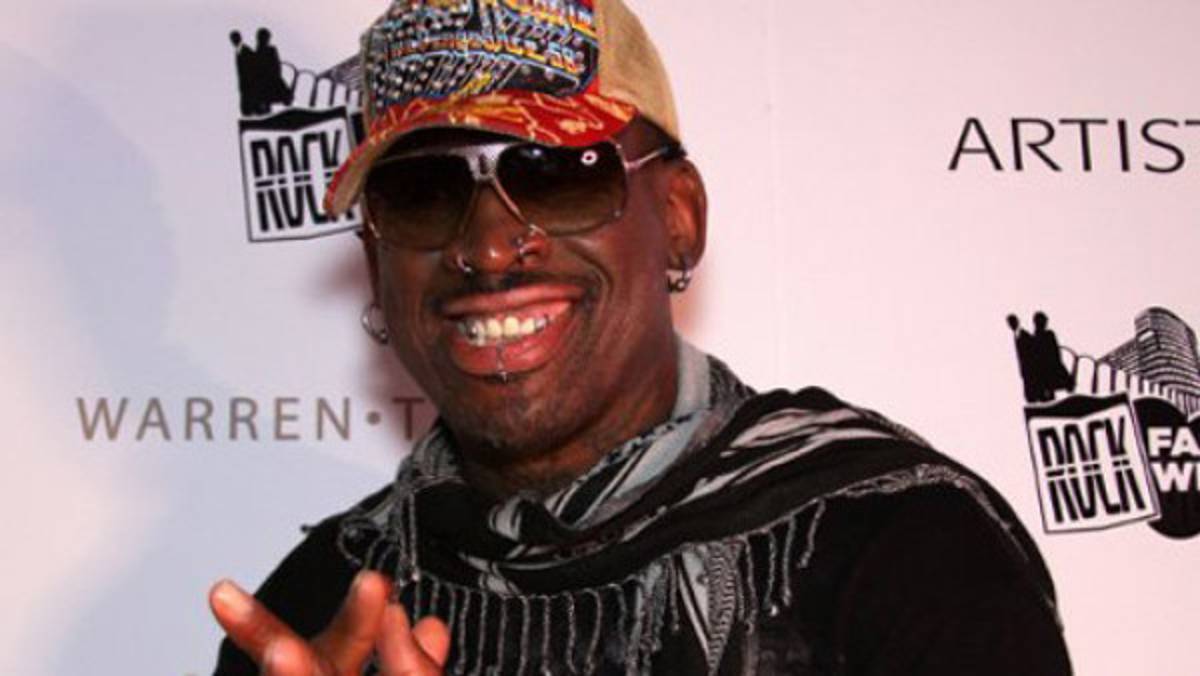 Retransmite orgía con seis mujeres