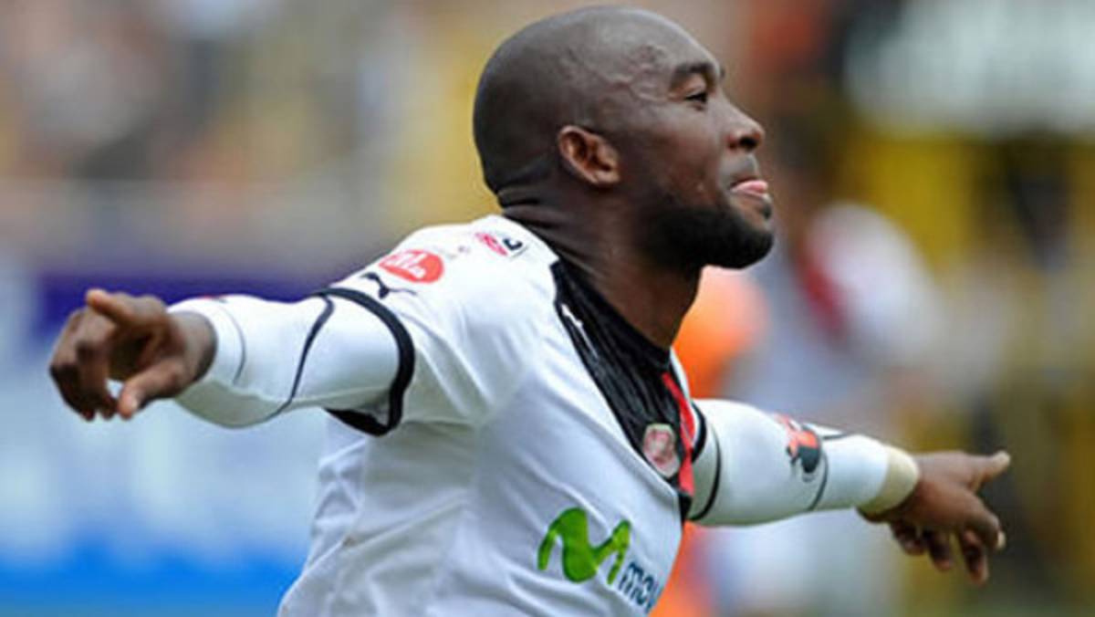 Alajuelense quiere a Jerry Palacios dos años más