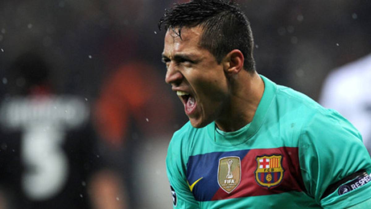 Messi y Alexis rescataron al Barcelona