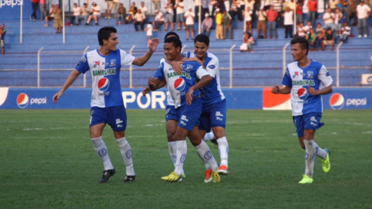 Gran jugada y asistencia de Michel Rivera en Guatemala