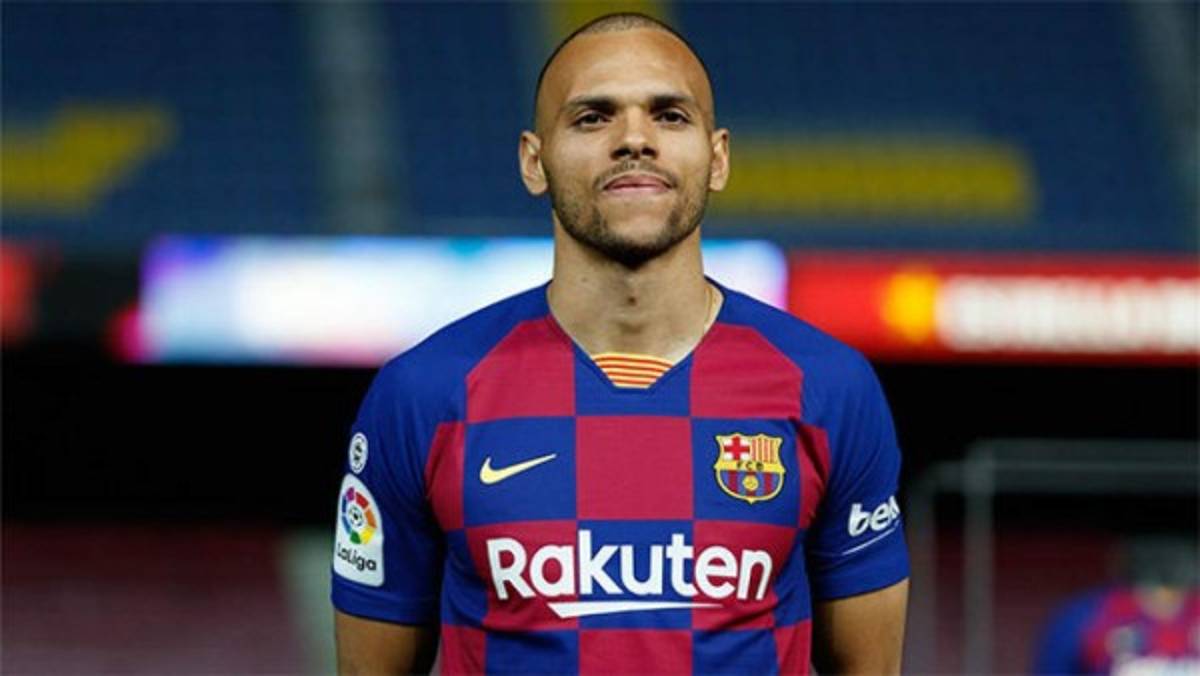 Dos al Manchester City y uno al PSG: Los equipos que podrían fichar a los transferibles del Barcelona