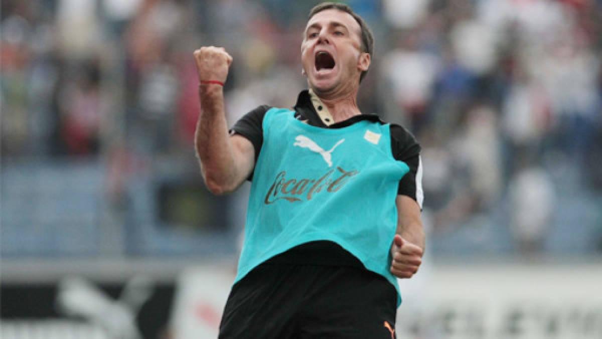 El verdadero motivo por el que Danilo Tosello reapareció con la camisa de Olimpia y así es su nueva vida a los 56 años