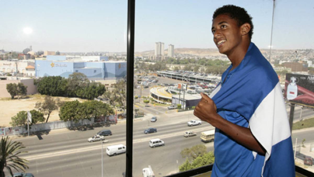 Anthony Lozano: 'Espero seguir marcando muchos goles'