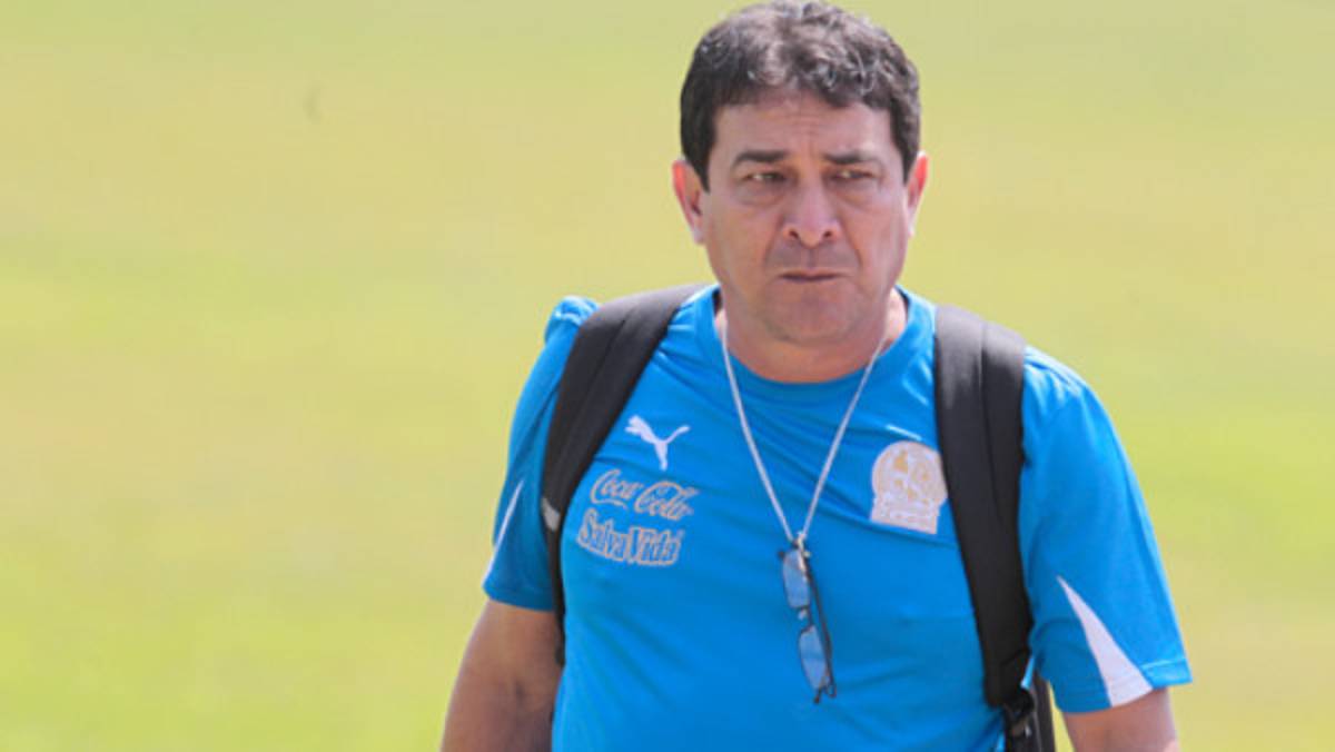 Juan Carlos Espinoza: 'No soy de los que abandonan el barco'