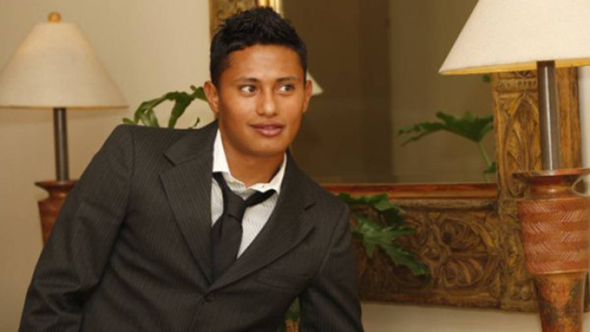 Ramón Núñez no debutó con el Leeds