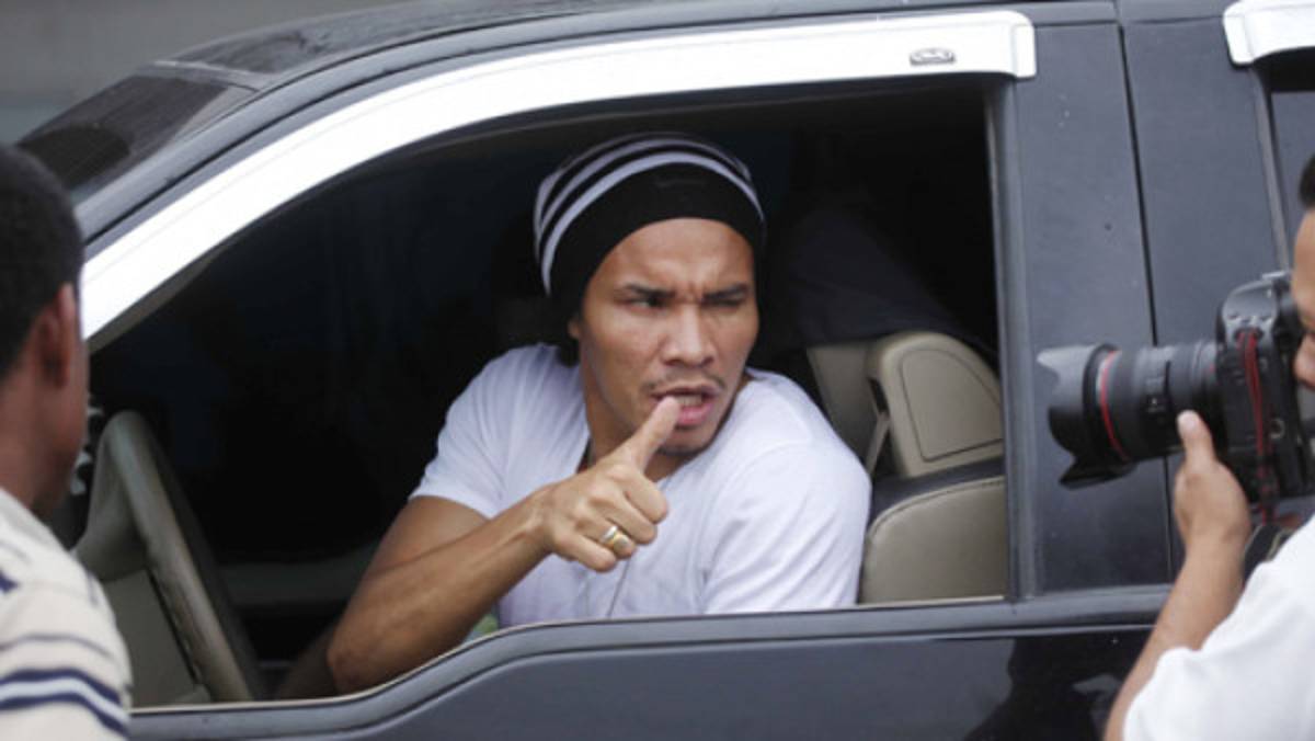 Rambo de León asegura que el árbitro 'nos regaló el empate” ante México