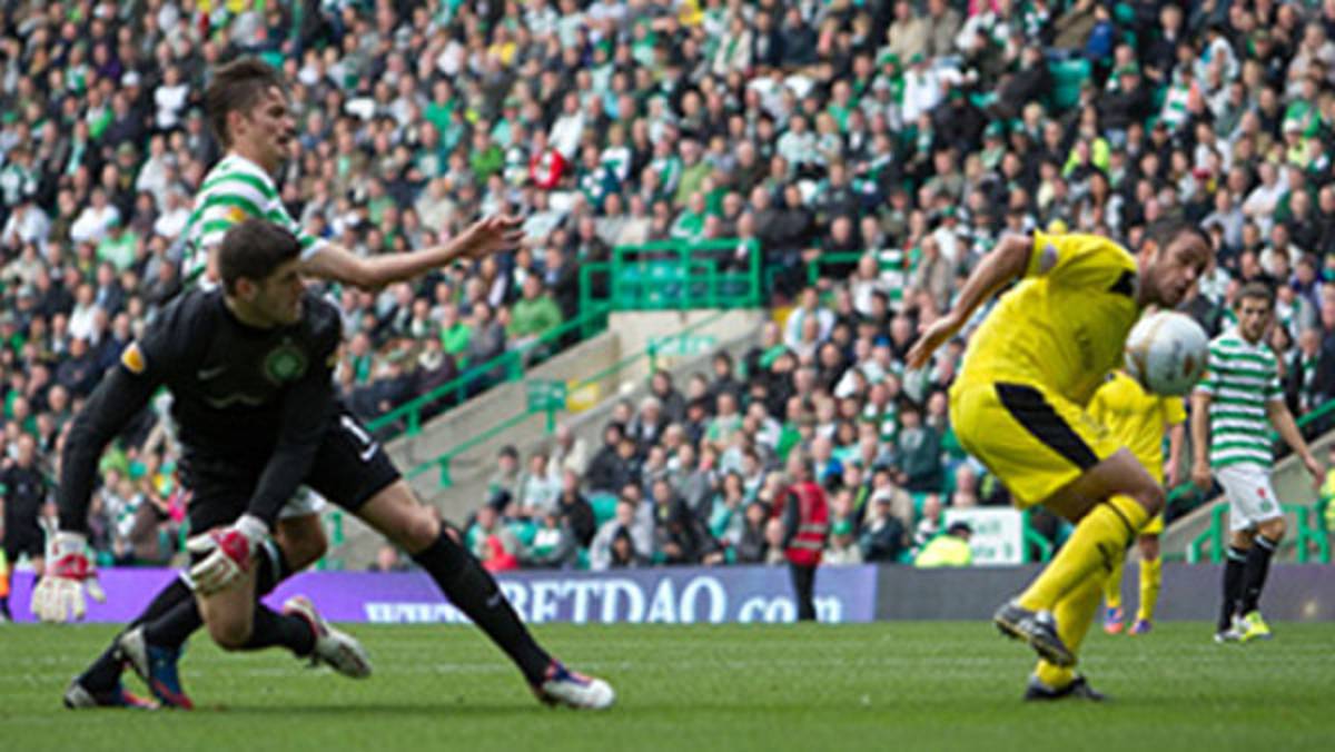 Emilio y Claros se repartieron los puntos en Escocia