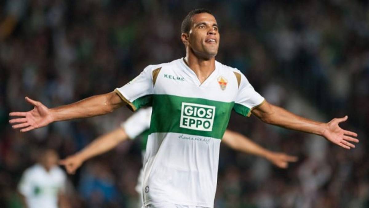 Coronavirus: Los 18 futbolistas que son atacados por la enfermedad, en Italia los más afectados