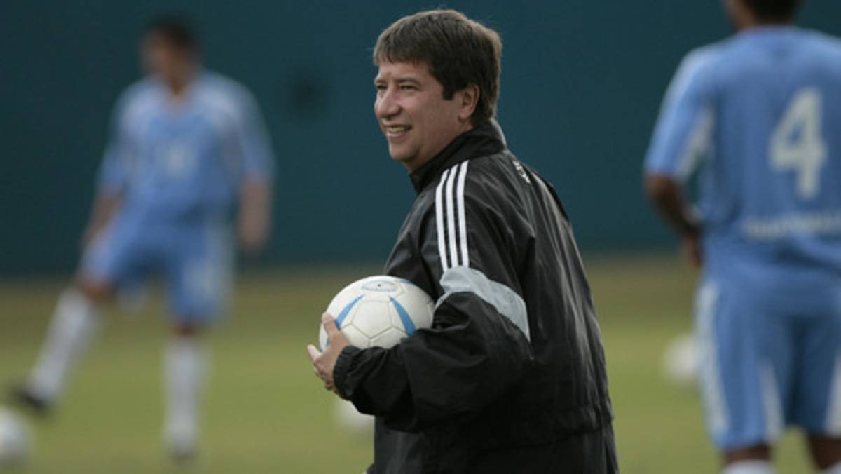 'Bolillo' Gómez suena fuerte para ser seleccionador de Panamá