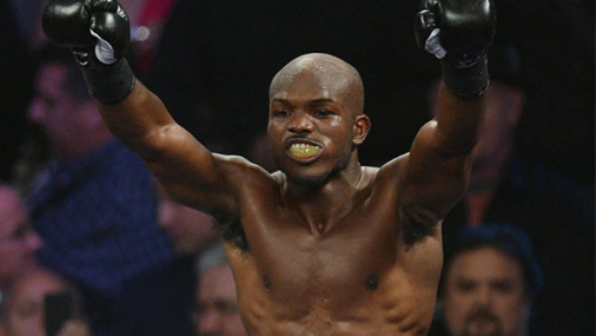 Márquez no logró quitar la corona a Bradley