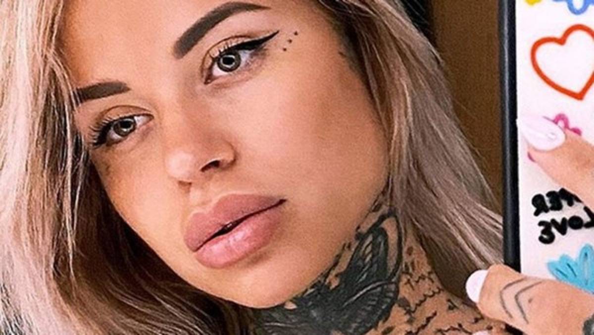 Theo Hernández, cazado en un barco con la espectacular musa de los tatuajes en Italia