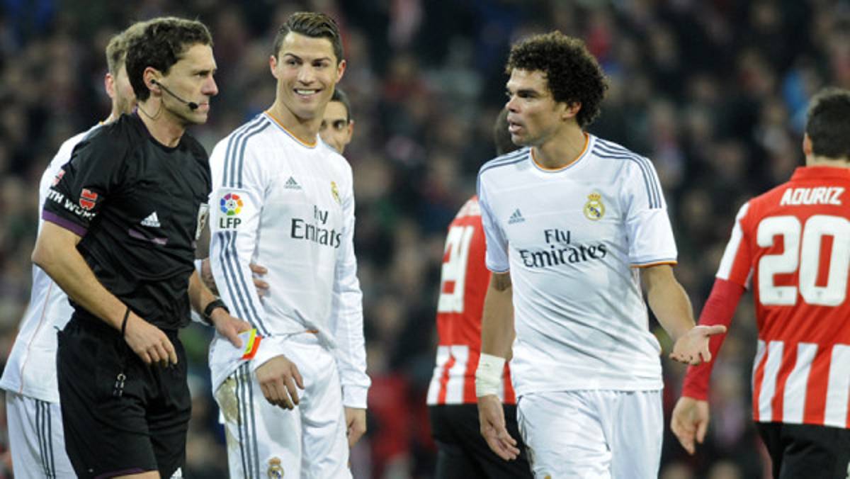 VIDEO: Expulsan a Cristiano por agredir a jugador del Bilbao