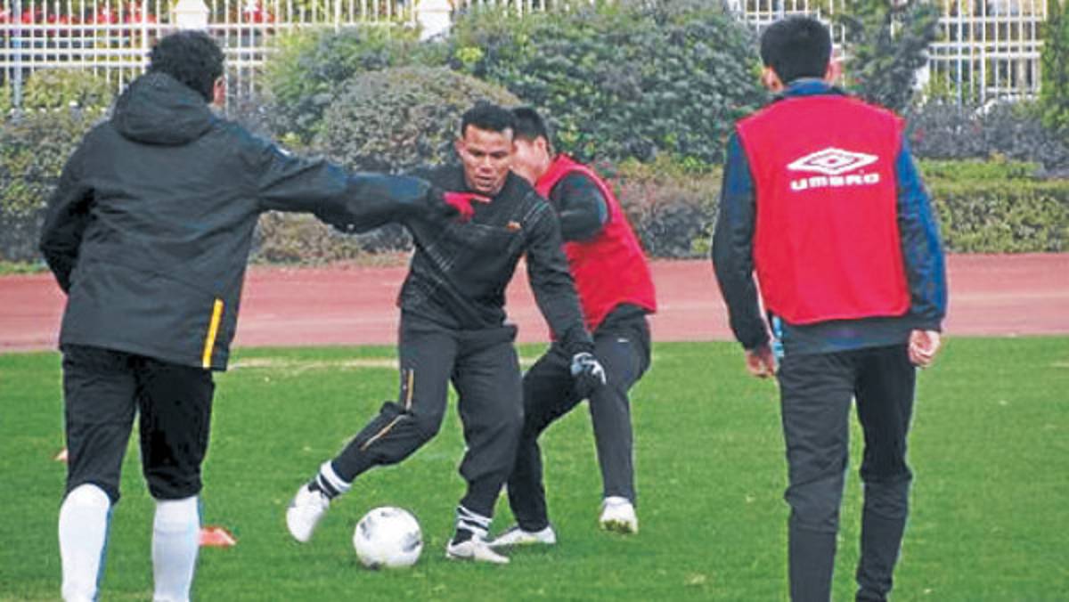 Hondureños en China inician celebrando