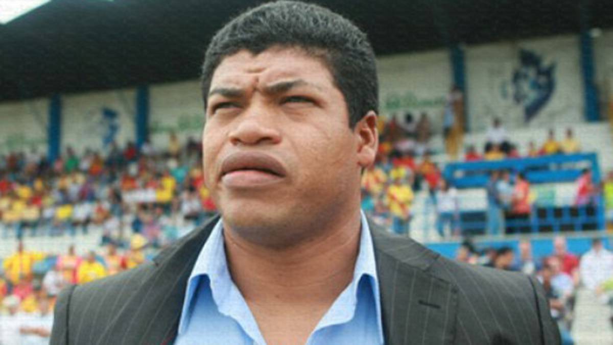 Ronald Gómez critica a la selección tica