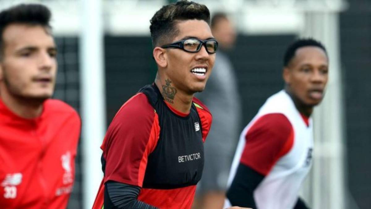 Curioso: Roberto Firmino entrena con anteojos al estilo Edgar Davids