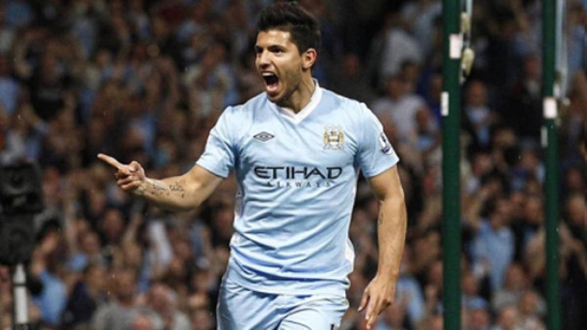 Sergio Agüero debuta arrollando en el Manchester City