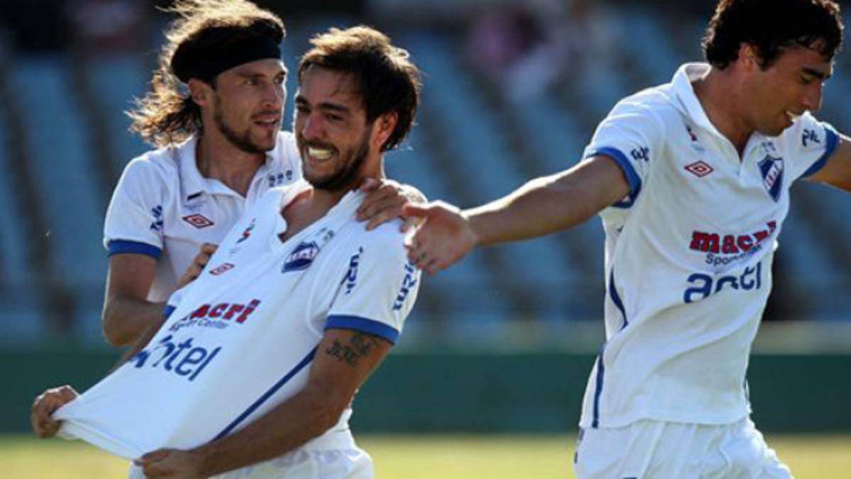 Golazo olímpico de Álvaro 'el chino' Recoba