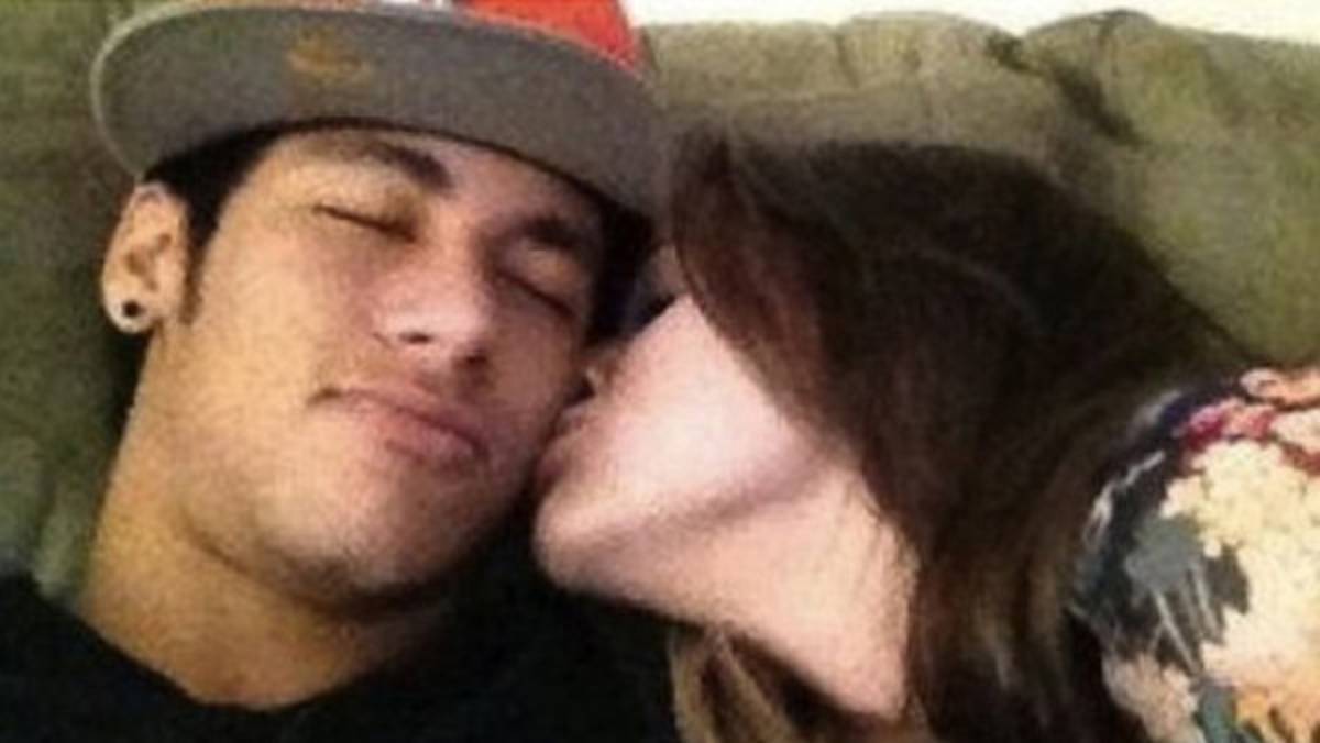 El romántico mensaje de Neymar a su novia Bruna