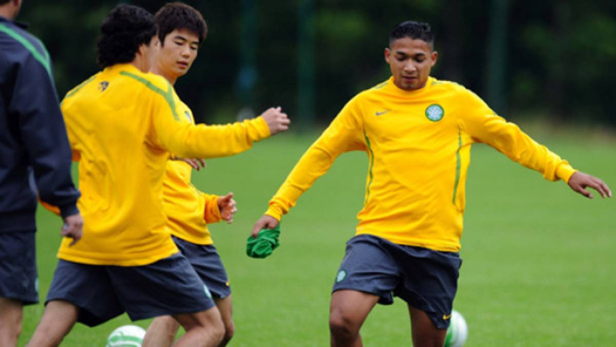 Emilio lesionado en goleada del Celtic