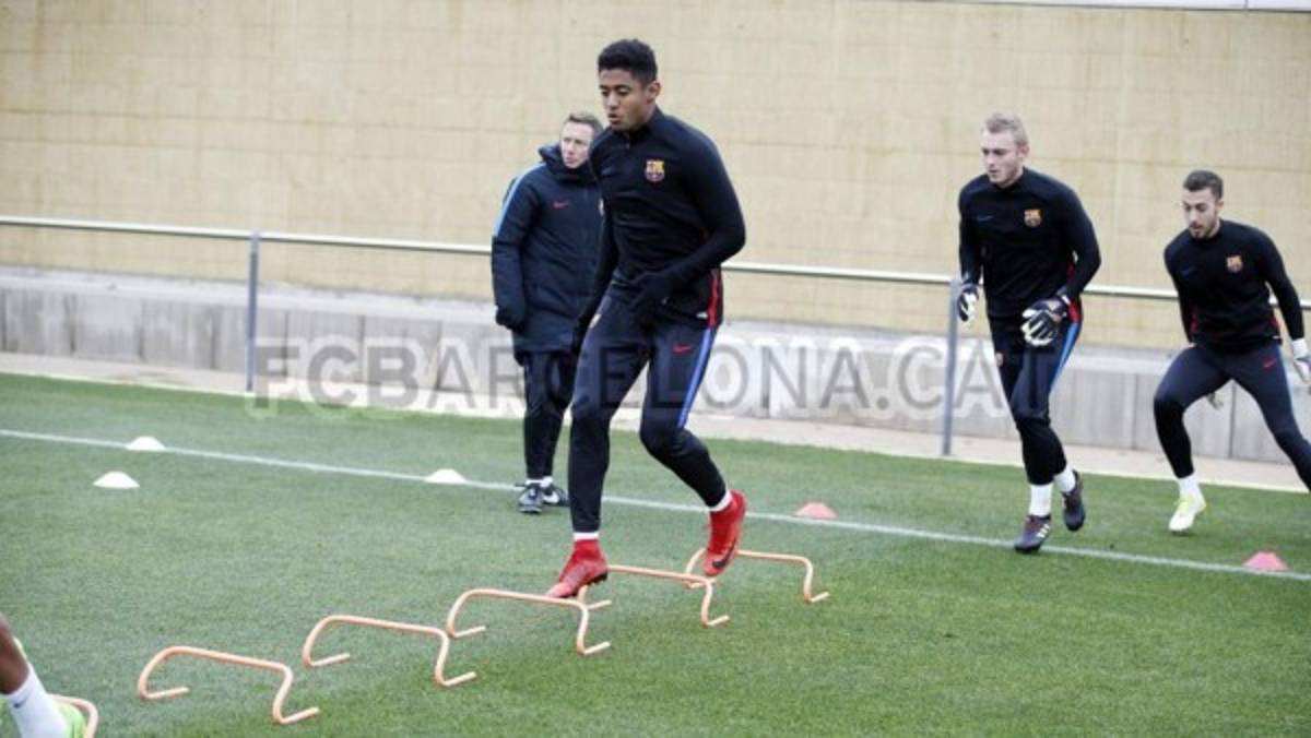 Choco Lozano entrena con el primer equipo del Barcelona en la semana del clásico