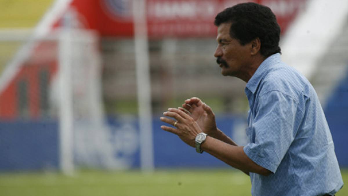 Hernán García acusa a Carla Dip de reunirse con árbitros