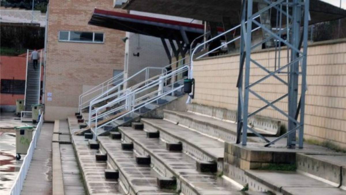 Increíble: El humilde y pequeño estadio donde tendrá que jugar el Real Madrid en Copa del Rey