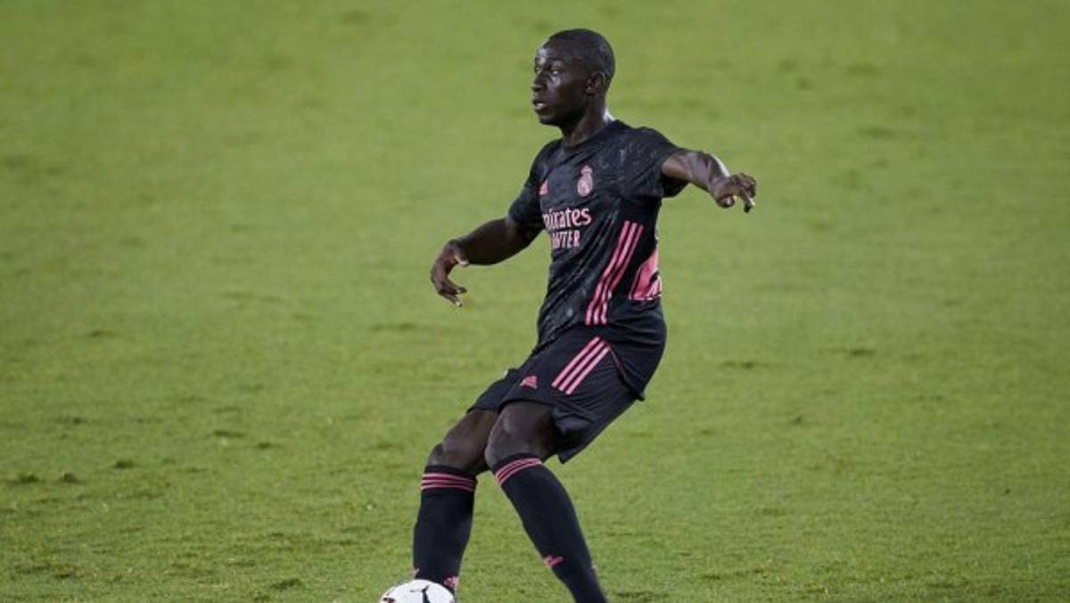 Nuevo lateral derecho: La alineación del Real Madrid para enfrentar al Levante en la liga española