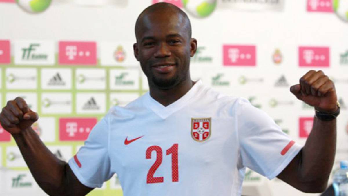 Osman Chávez la pasa bien en Polonia