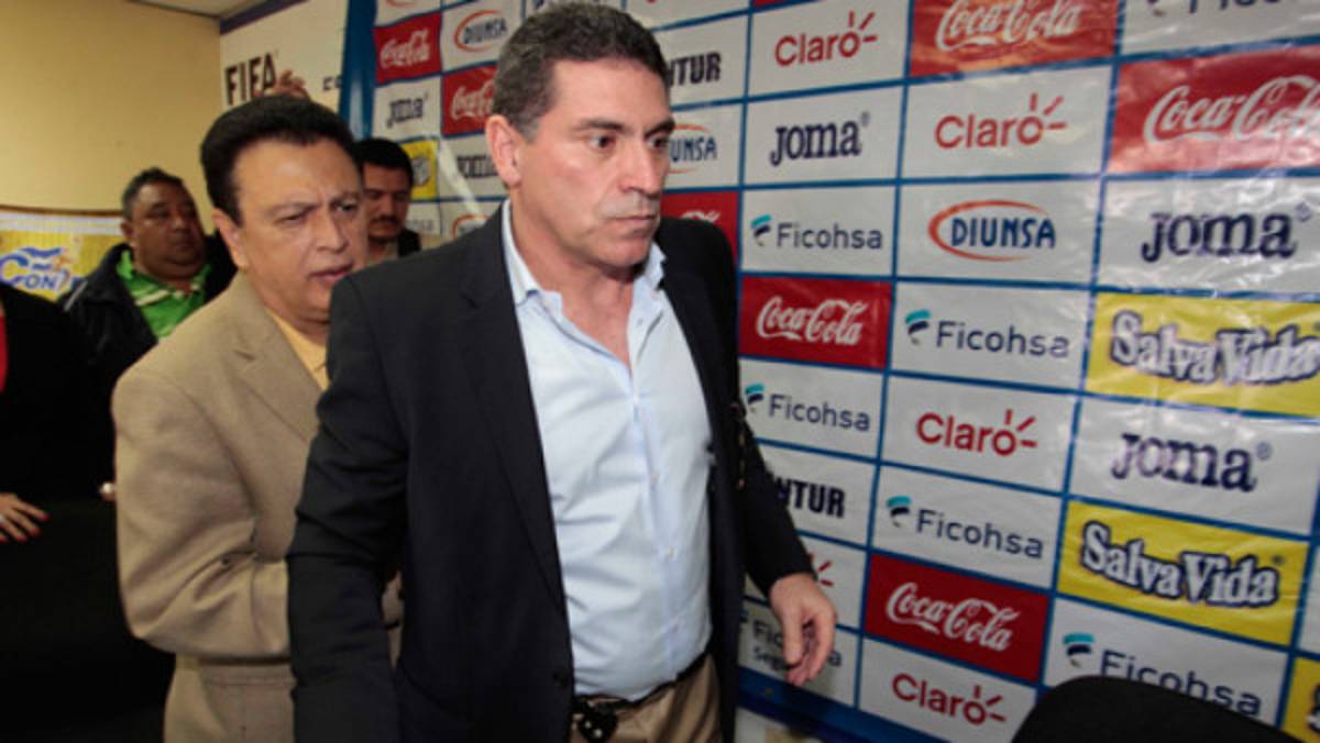 Suárez: 'El objetivo principal es la clasificación a Brasil 2014'