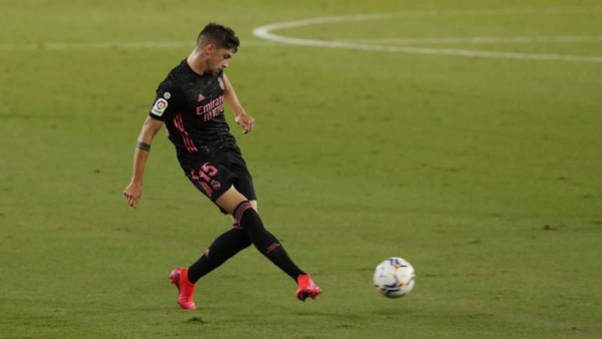 Pensando en Barcelona: El 11 con cambios del Real Madrid para debutar en Champions League  