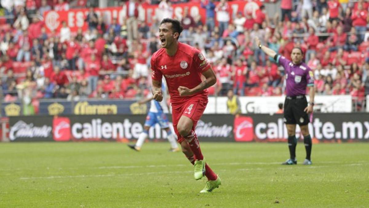 El hondureño Brayan Beckeles destaca en el 11 ideal de la jornada en México