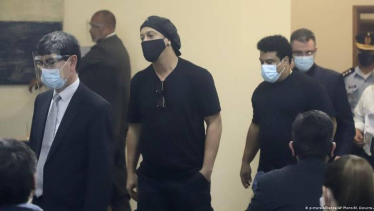 Ronaldinho y su resurgimiento: Los millonarios negocios de 'Dinho' tras pasar cinco meses en prisión