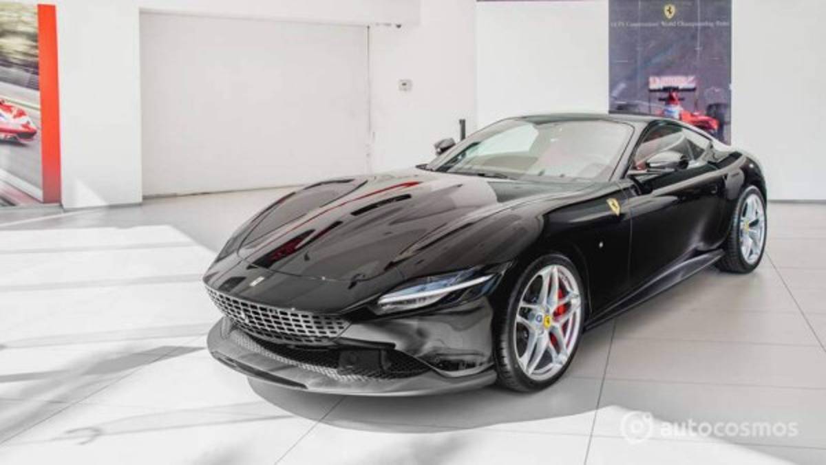 Real Madrid: El super Ferrari Roma 2020 que alucinó Thibaut Courtois por las calles de Madrid